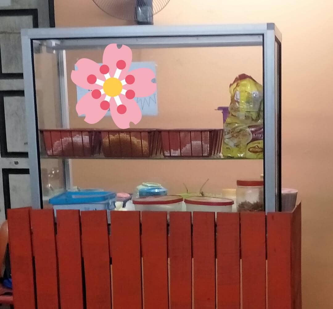 Rak Cermin Display Display Rack Rak Kaca Kitchen Appliances On Carousell