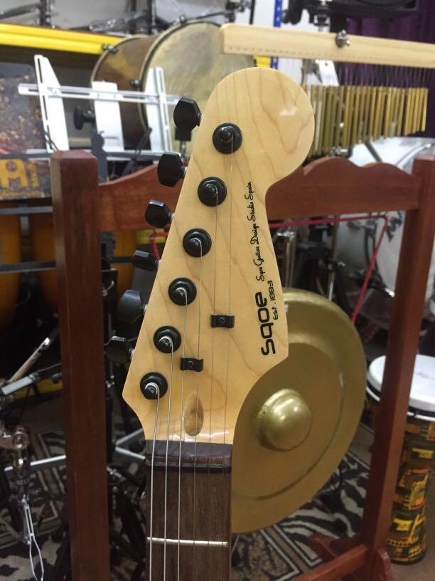Sqoe guitar store spain