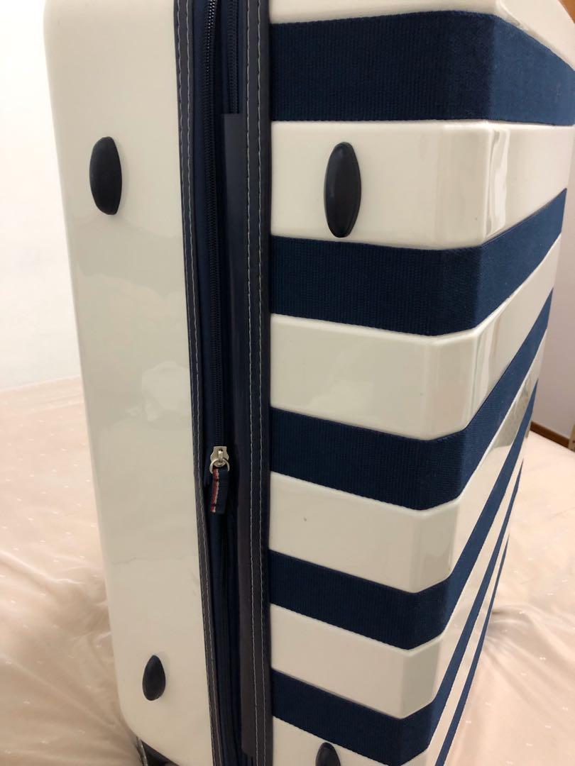 Tommy hilfiger rugby luggage hot sale