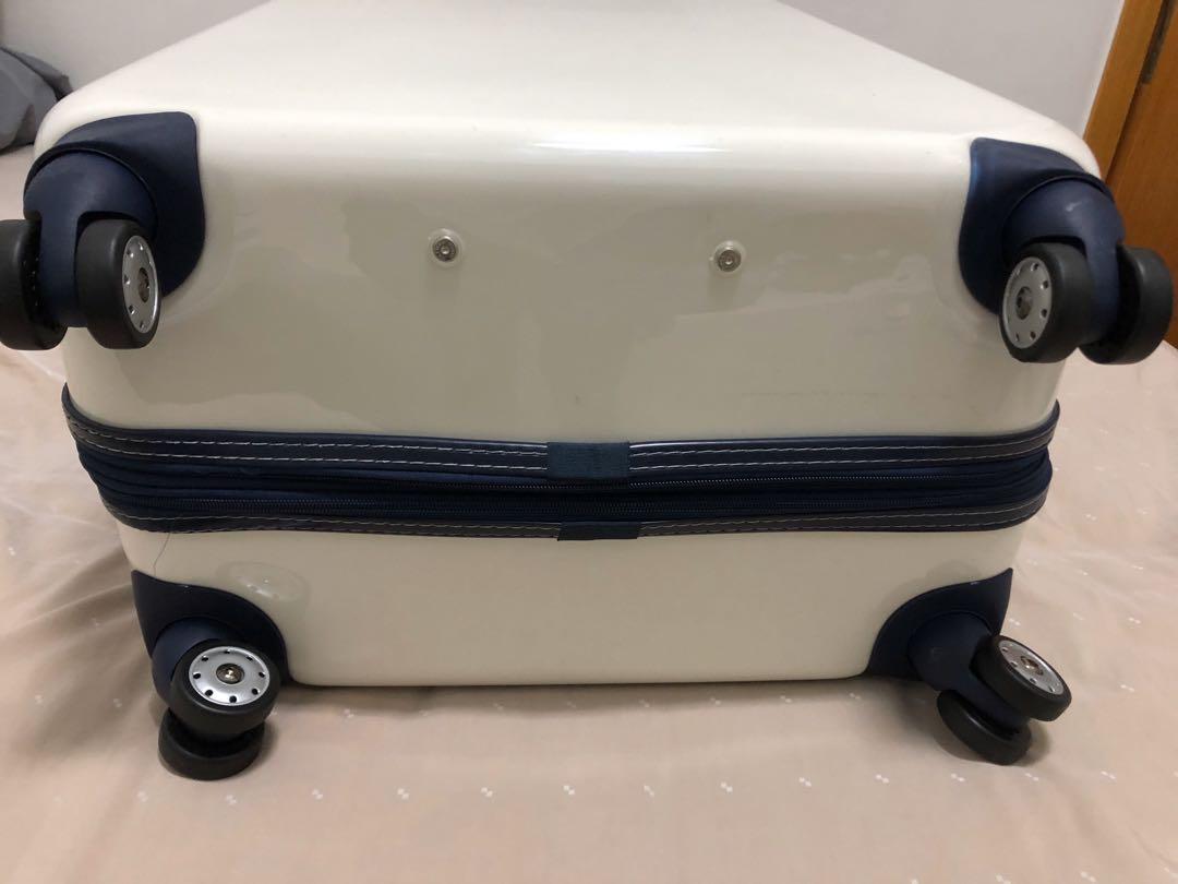 tommy hilfiger rugby luggage