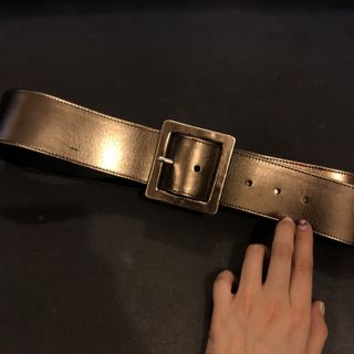 （分類：）位於 。 由 mr_bananaaa 提交（商品編號 253958545，圖片 1）。簡介： 。