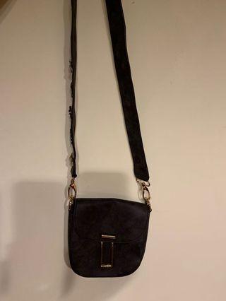 Josvli sling bag ( beaded strap) dark grey