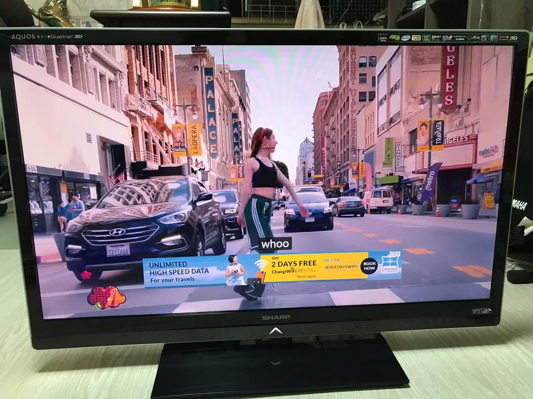 3D TV Sharp Aquos Quattron LC40LE830M, TV & Home Appliances, TV