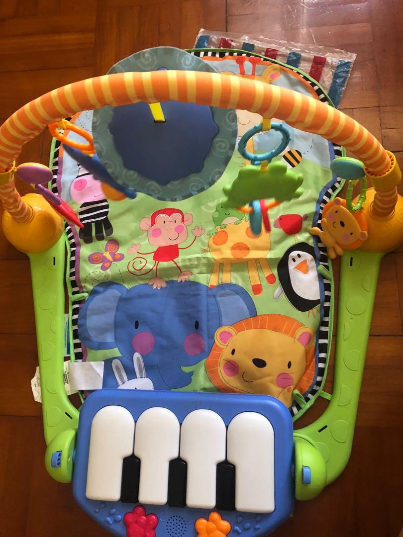 fisher price baby play mat with piano