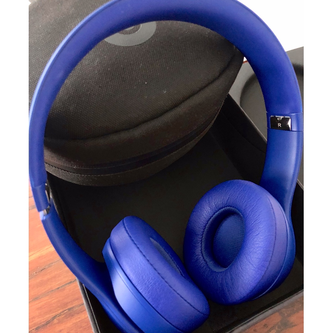 beats solo 3 wireless break blue