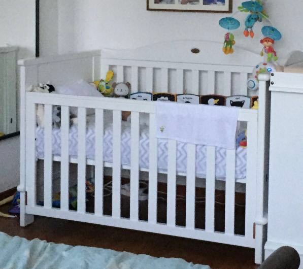 cot bed including mattress