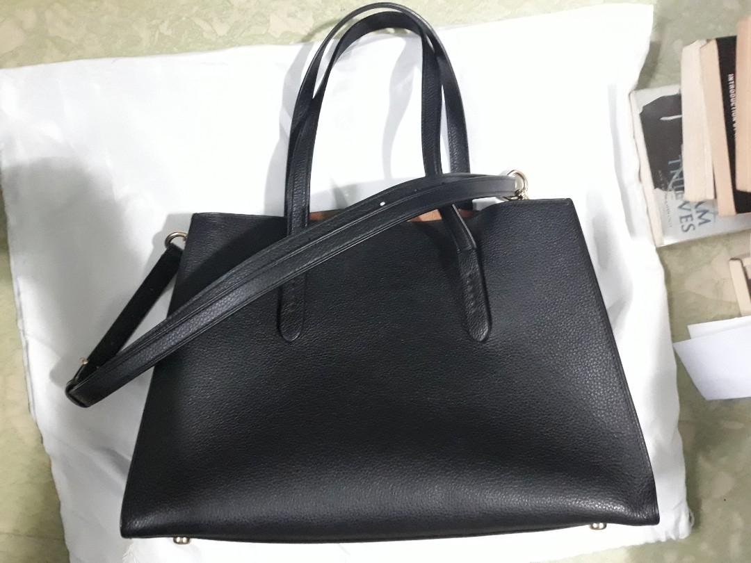 Coach charlie carryall 35 tote Women s Fashion Bags Wallets Tote Bags on Carousell