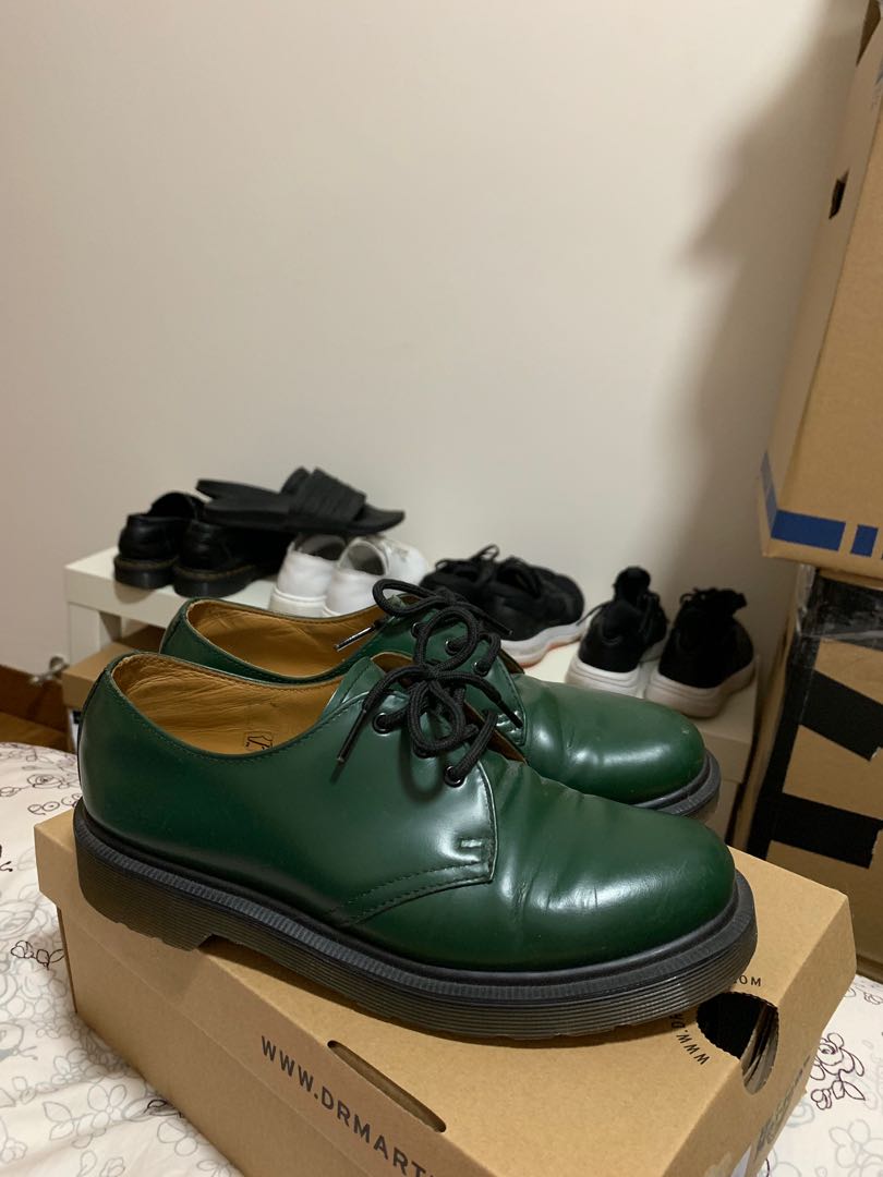 dr martens 1461 green smooth