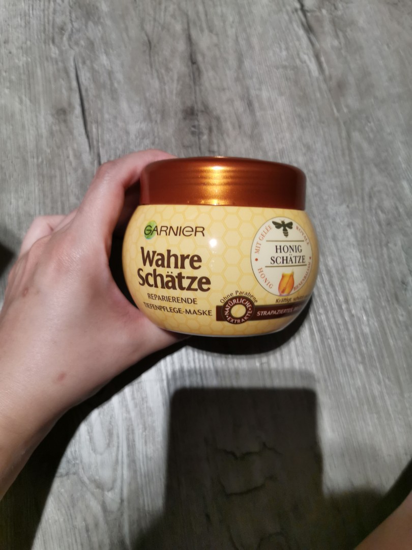 Garnier hair mask (honey), Beauty & Personal Care, Hair on Carousell