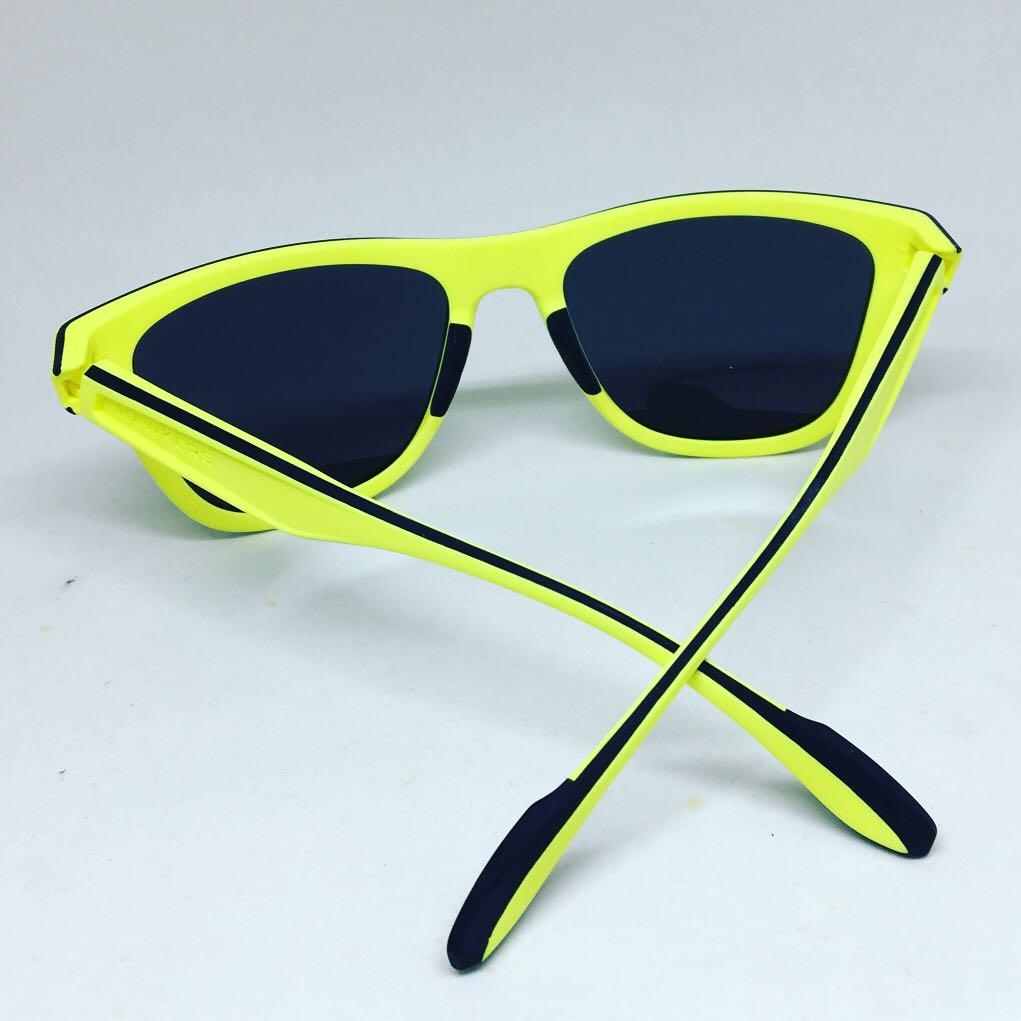 Hawkers shop vr46 sunglasses