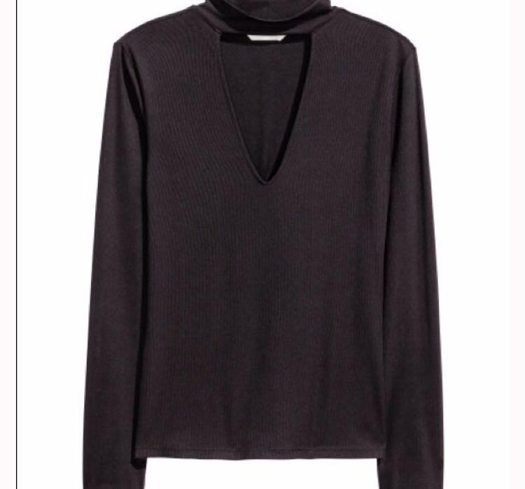 H M Choker Top CarousellSeason Women s Fashion Tops Blouses