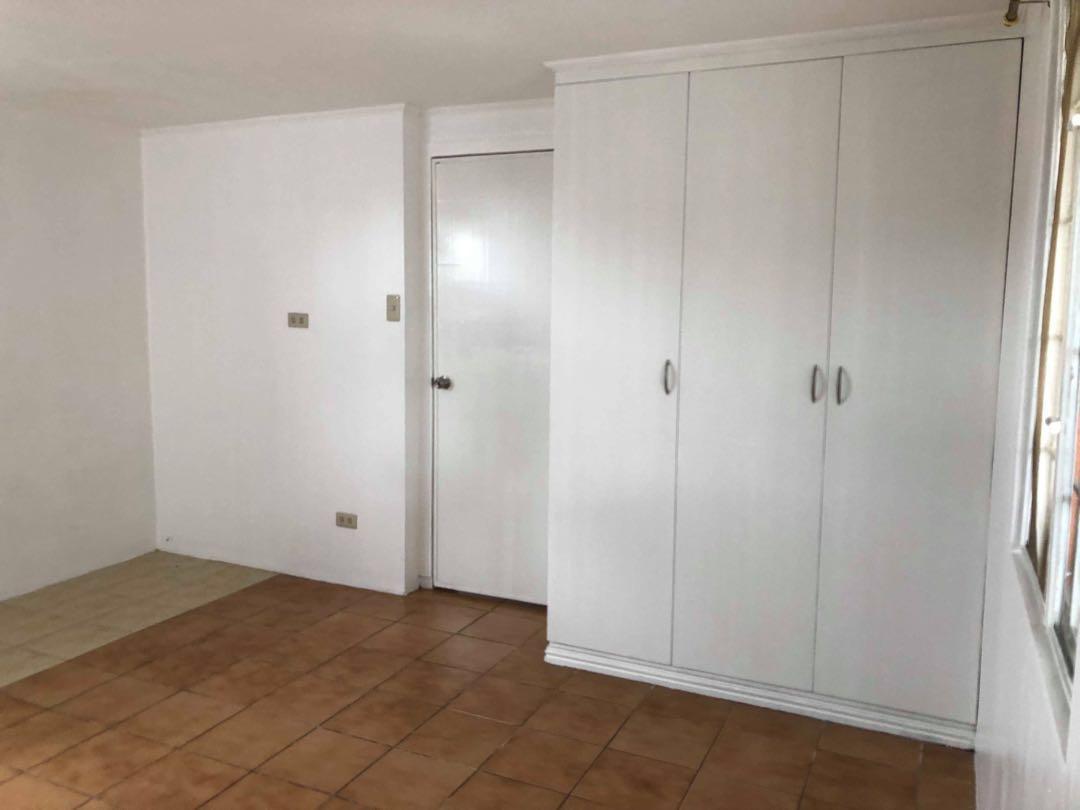 House 4 Rent Xavierville near UP Ateneo Miriam LRT Katipunan , Property