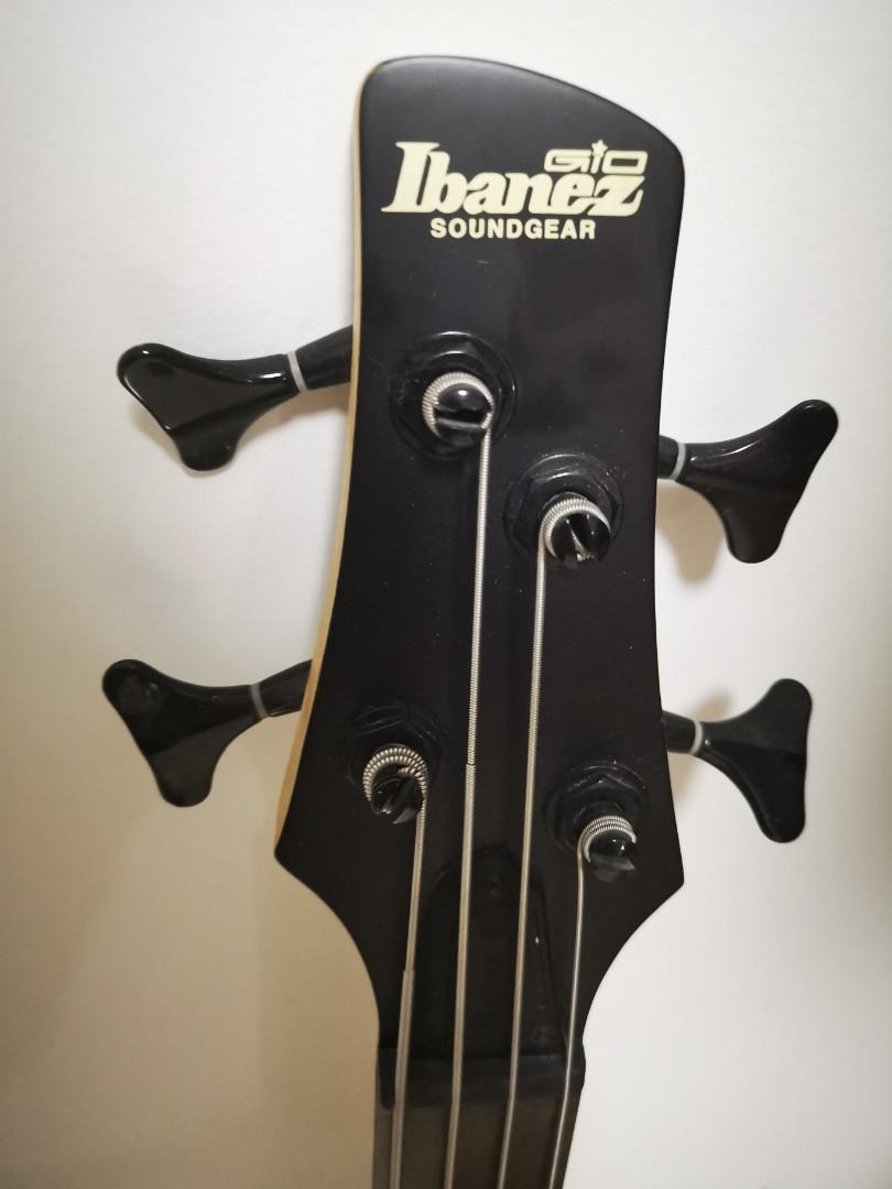 Ibanez Gio Soundgear N427 4string Solid body Electric Base guitar