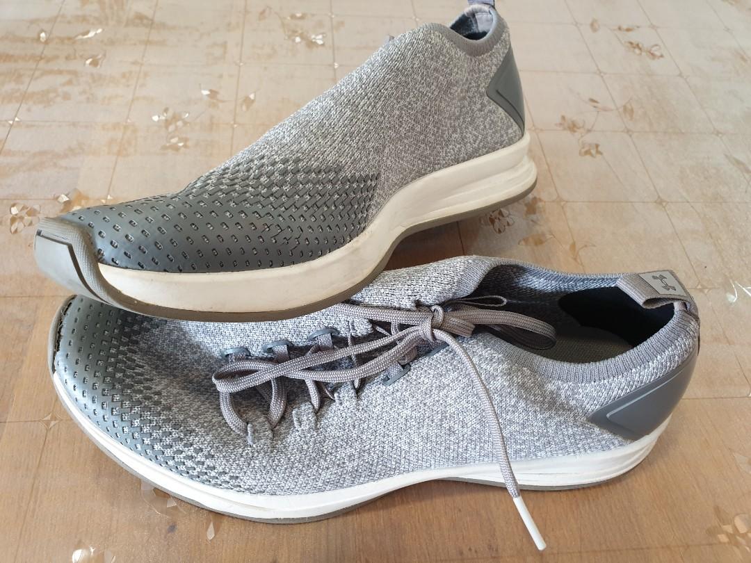 under armour charged covert knit
