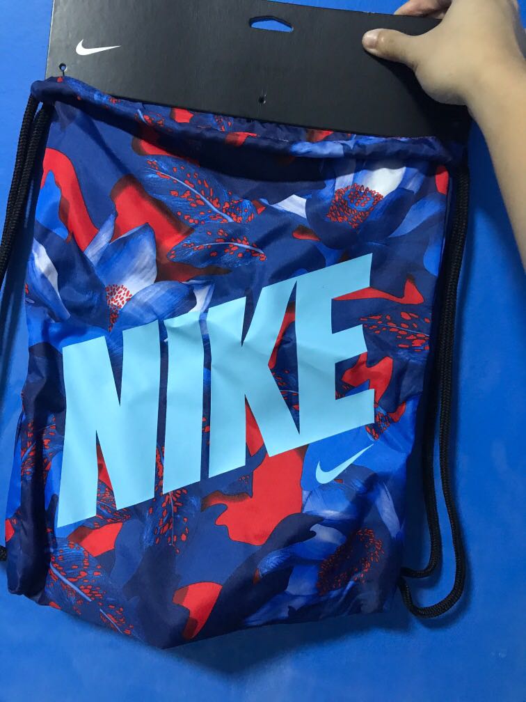 Nike Drawstring Bag, Men's Fashion, Bags, Belt bags, Clutches and