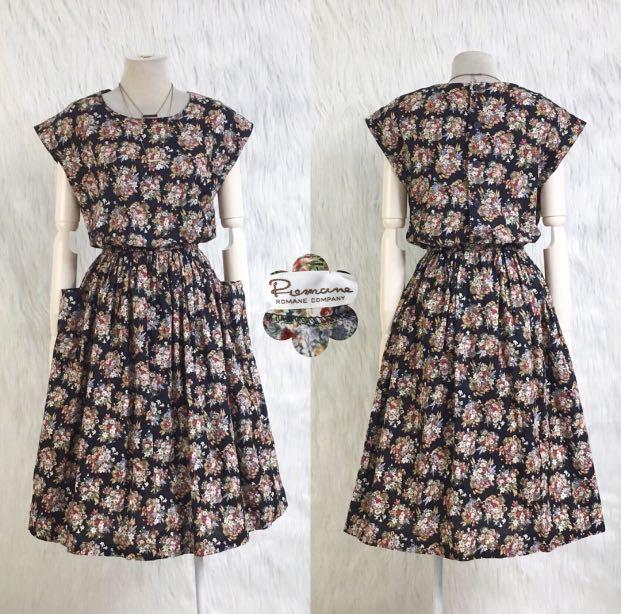 Vintage dress with pockets outlet