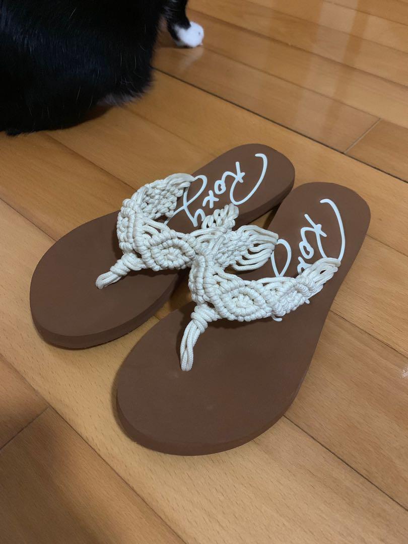 ladies roxy flip flops