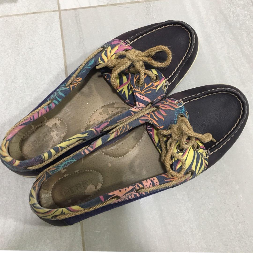 sperry floral shoes