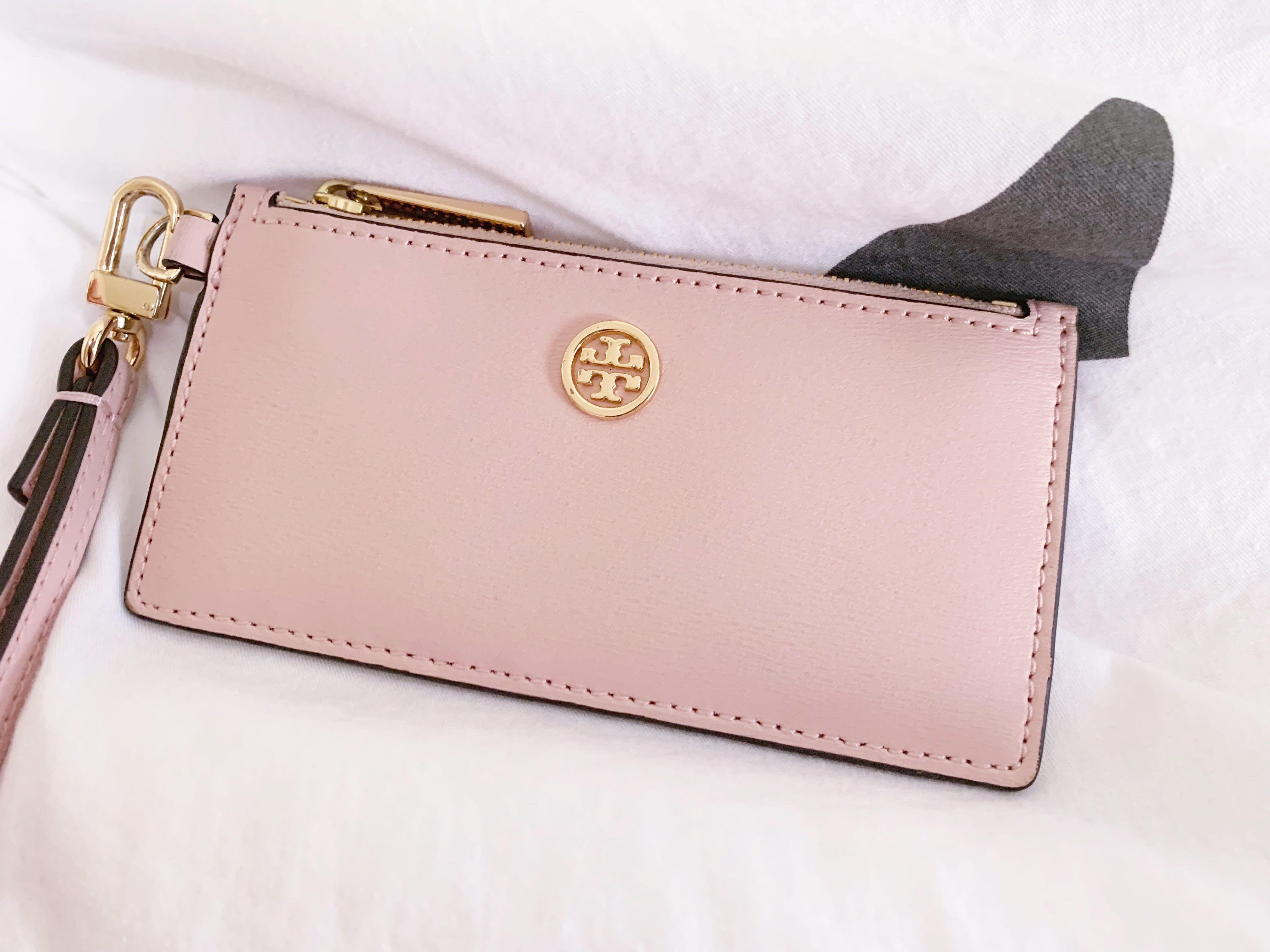 Tory Burch Parker Zip Wristlet Card Case, Women's Fashion, Bags & Wallets,  Purses & Pouches on Carousell