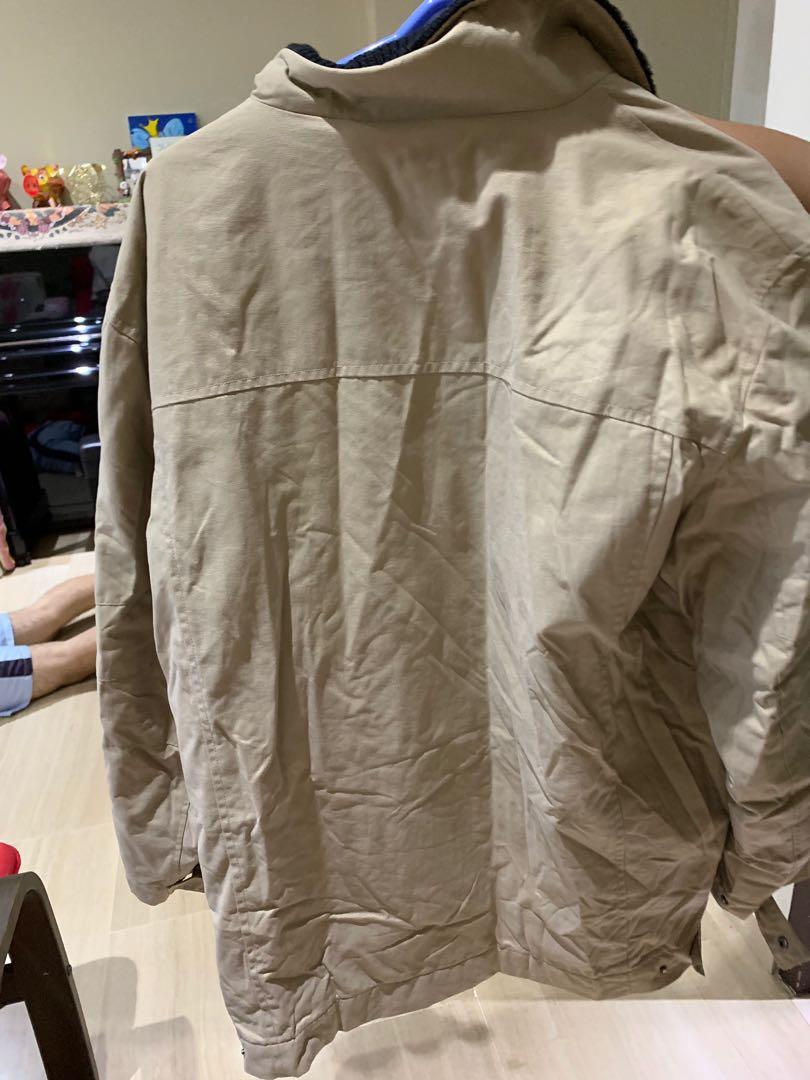 Winter Jacket (Category: Coats, Jackets and Outerwear) located in Singapore. Submitted by hlong (Listing ID 254090491, Image 2). Description: .
