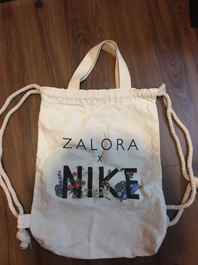 zalora nike bag