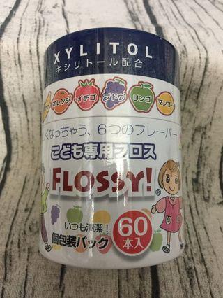 ［雙畇媽咪］全新 台灣製 日本UFC兒童彩色水果味牙線棒 60入