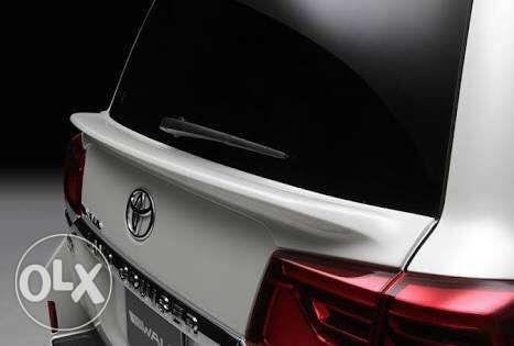 Toyota Land Cruiser LC 200 Middle Wing Mid spoiler midwing