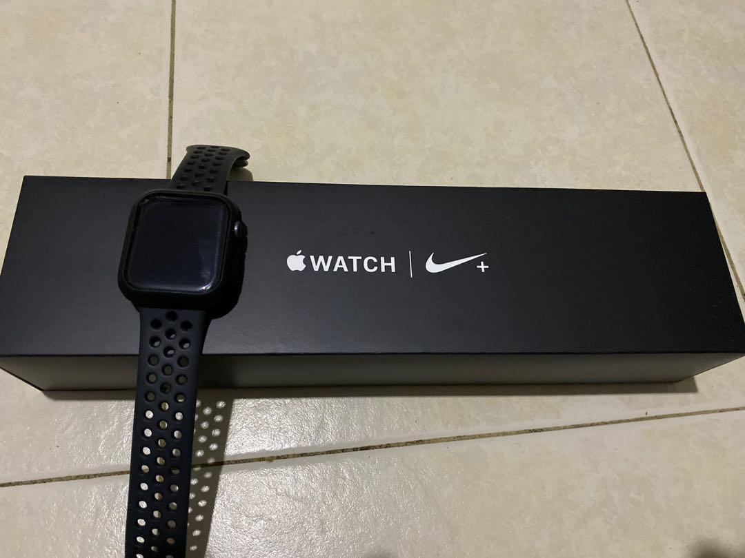 Apple Watch Series 4 Nike 44mm Electronics Others On Carousell