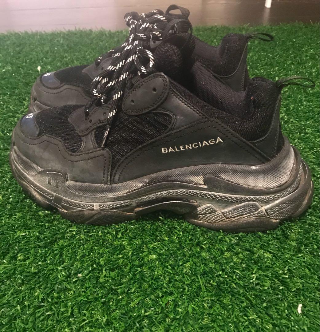 balenciaga triple s og