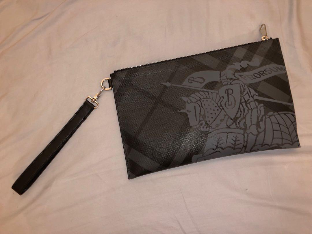 Burberry Equestrian Knight Clutch, Luxury, Bags & Wallets on Carousell