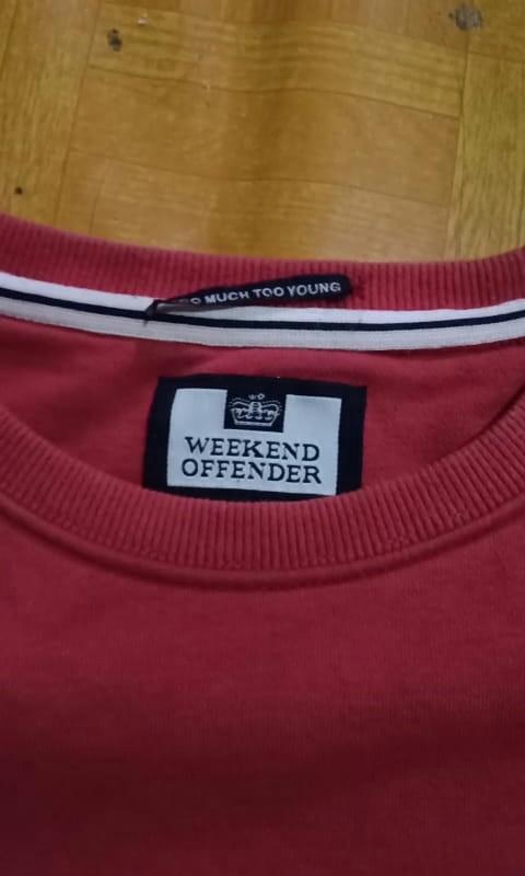 Harga crewneck weekend offender hotsell