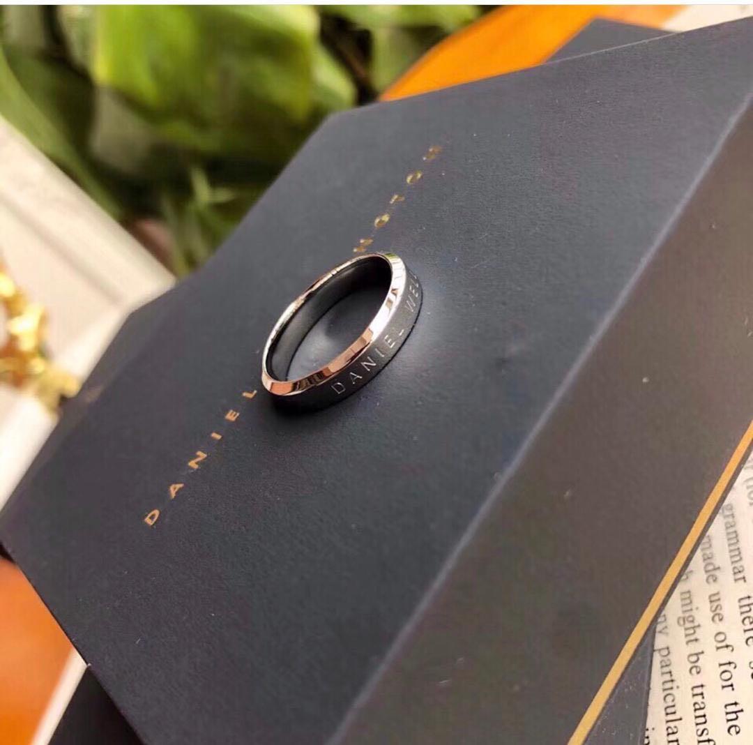 Wellington Classic Ring, Luxury, Accessories on Carousell