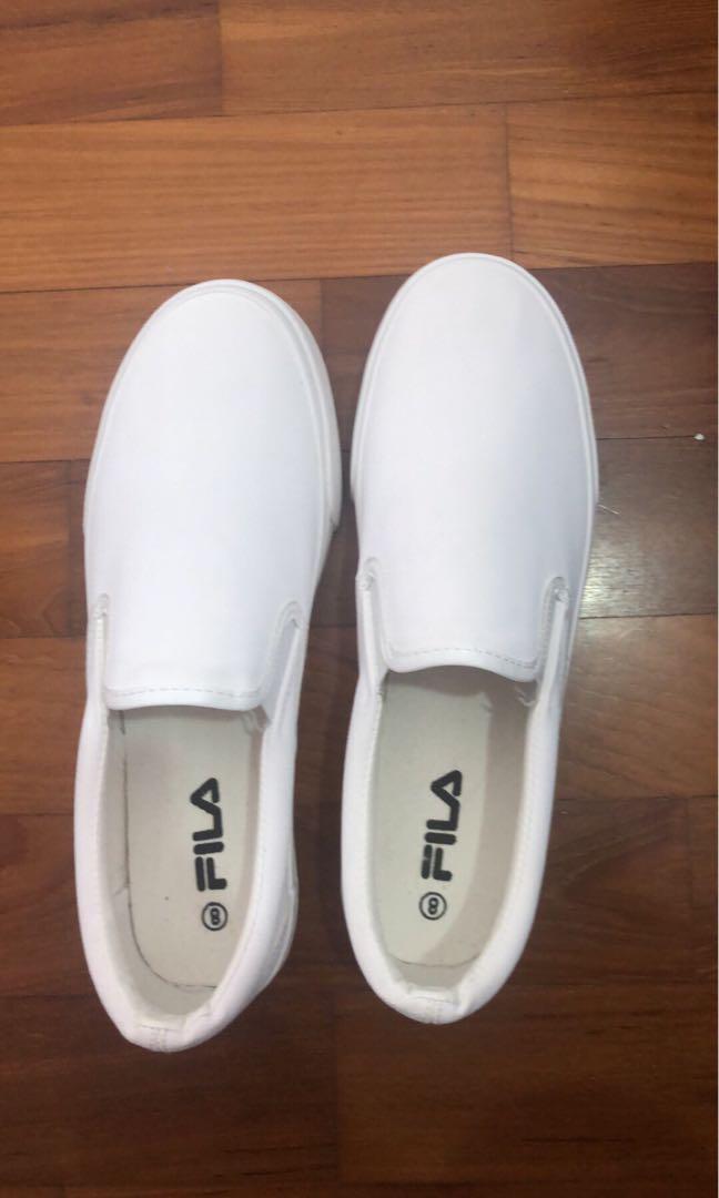 fila white slip on