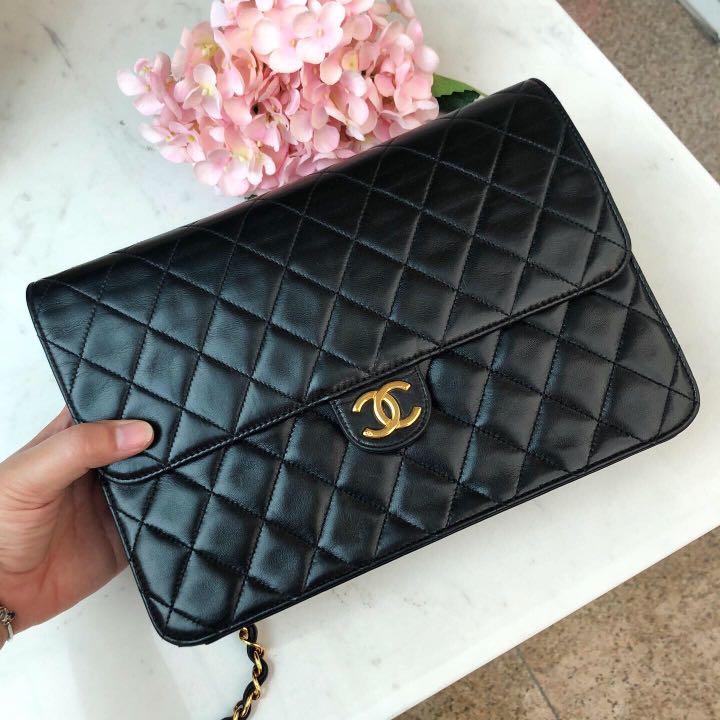 chanel vintage clutch with chain