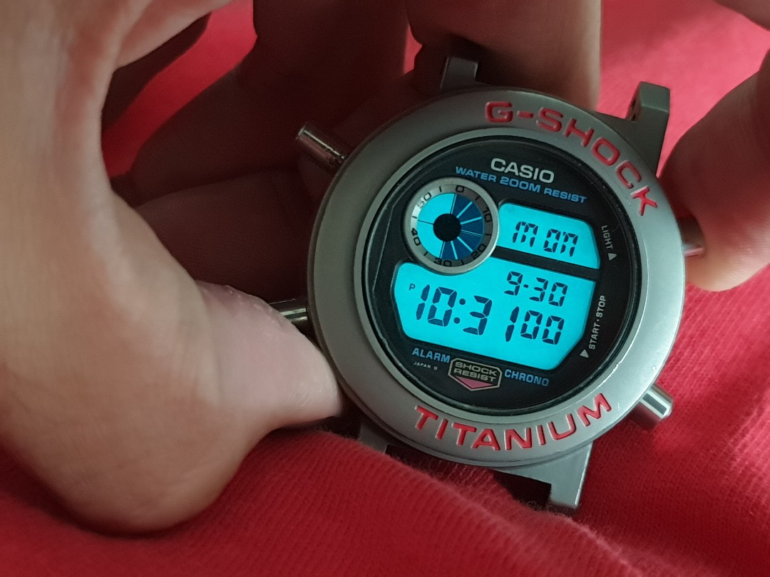 Casio frogman titanium dw 8200 best sale