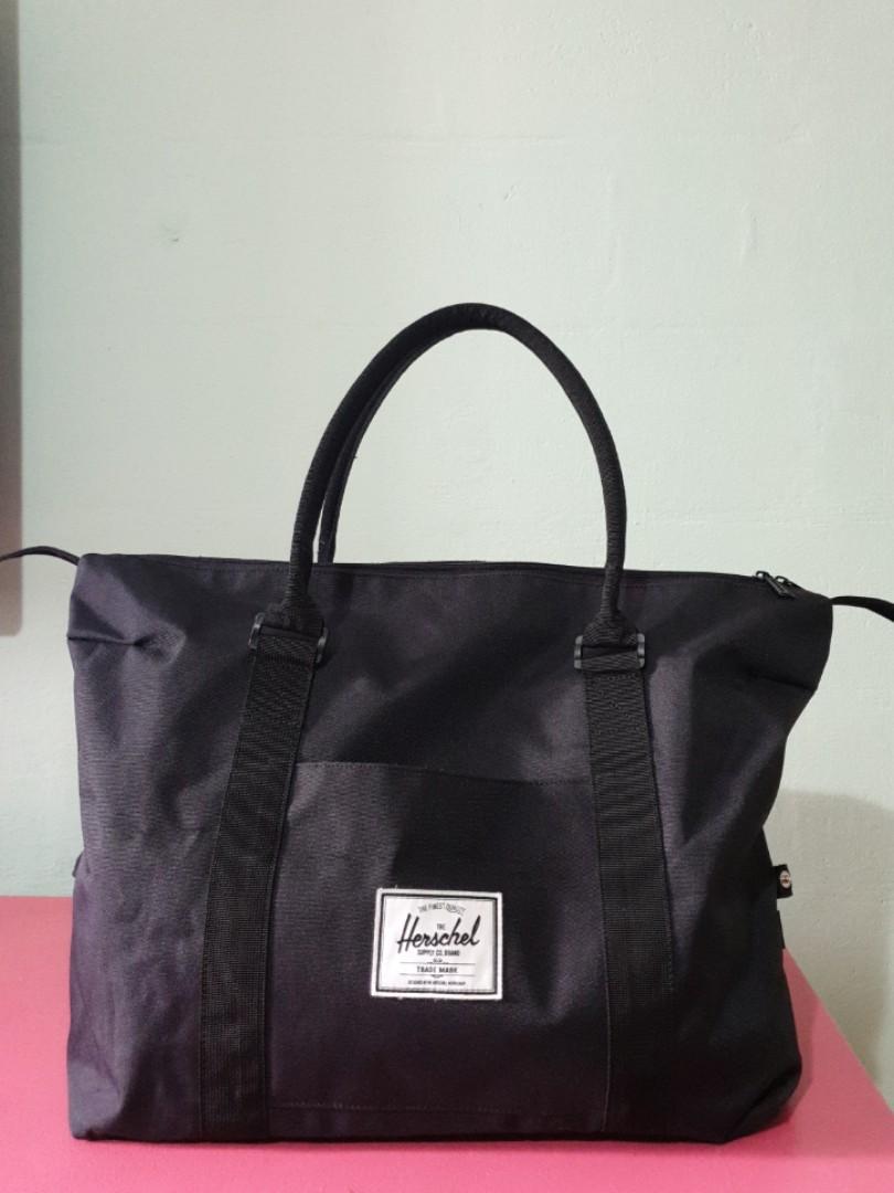 Herschel Duffel Bag 30L (Expandable), Luxury, Bags & Wallets on Carousell