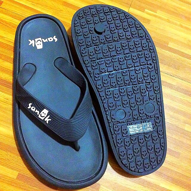 Sanuk sidewalker top flip flop