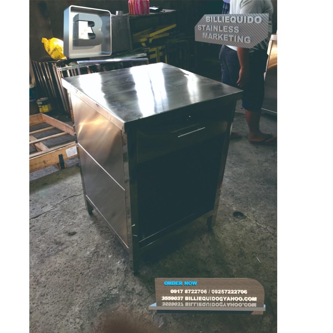 Stainless Counter Table (Category: Bathroom & Kitchen Fixtures) located in Caloocan City. Submitted by billiequido (Listing ID 254246315, Image 1). Description: PRICE DEPENDS ON YOUR SIZE AND SPECS. PM US FOR FREE QUOTATION AND SITE VISIT WE FABRICATE STAINLESS KITCHEN EQUIPMENTS LOC: CALOOCAN CITY THANKS .