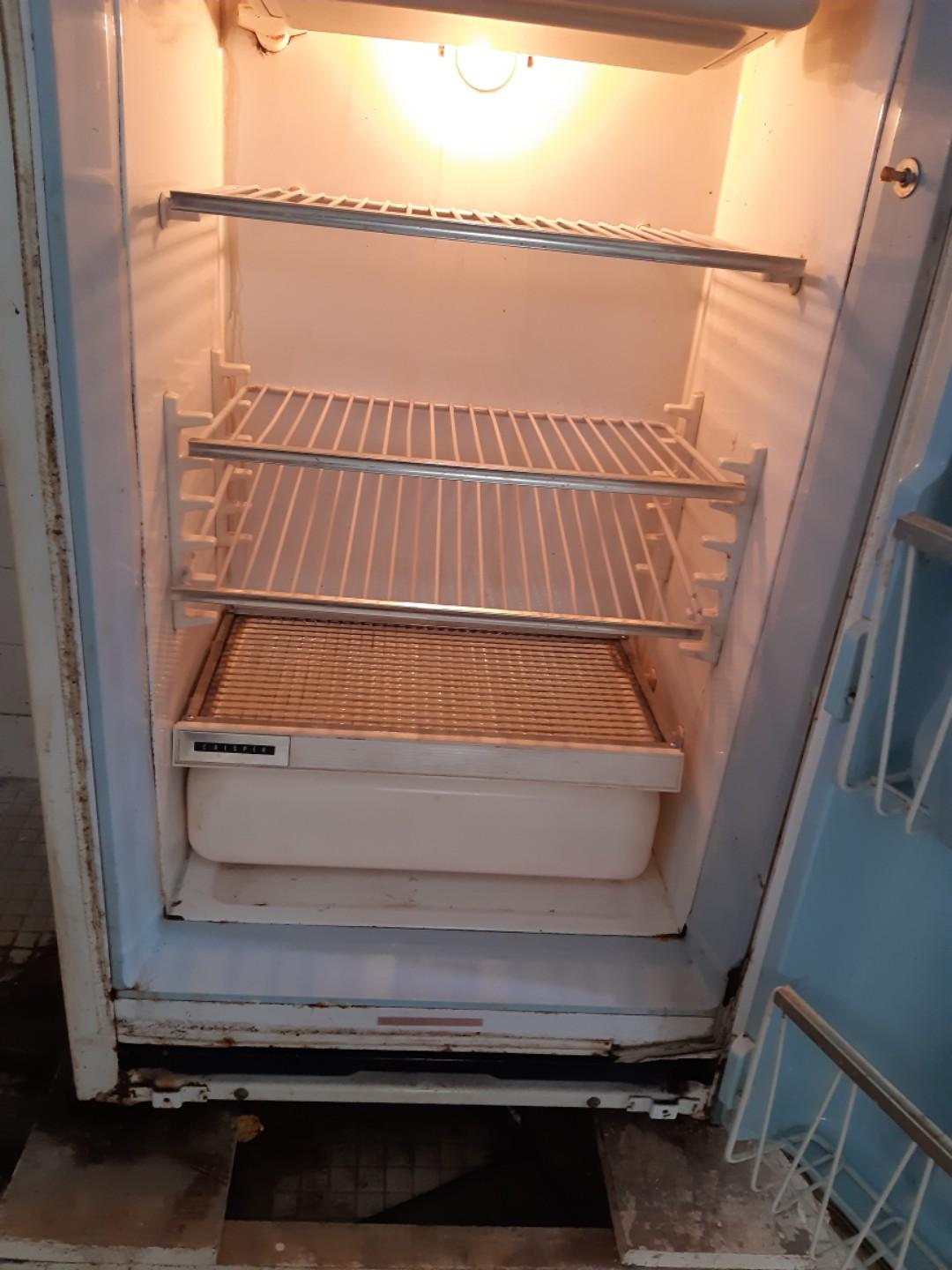 Vintage 1970s National Refrigerator, TV & Home Appliances, Kitchen