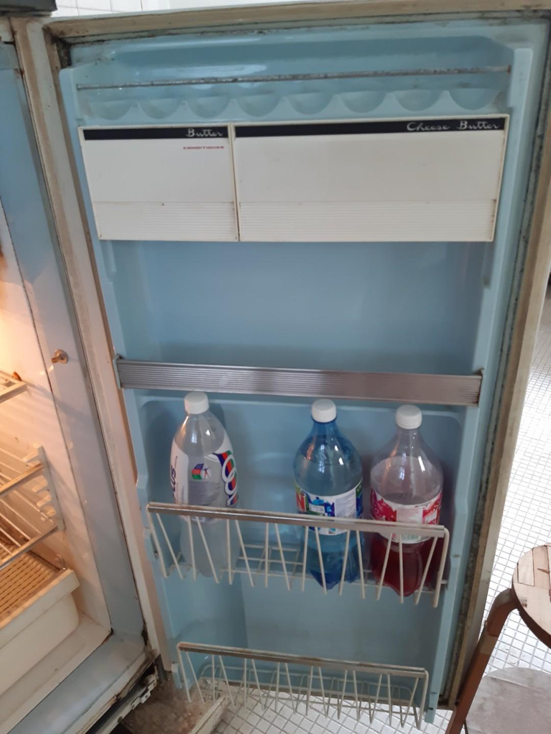 Vintage 1970s National Refrigerator, TV & Home Appliances, Kitchen