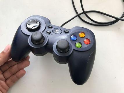 Logitech F310 Gamepad