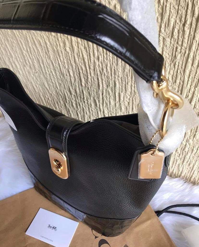 Coach amber duffle deals