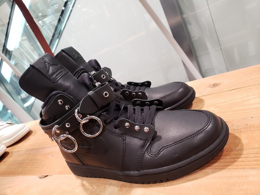 jordan 1 x comme des garcons
