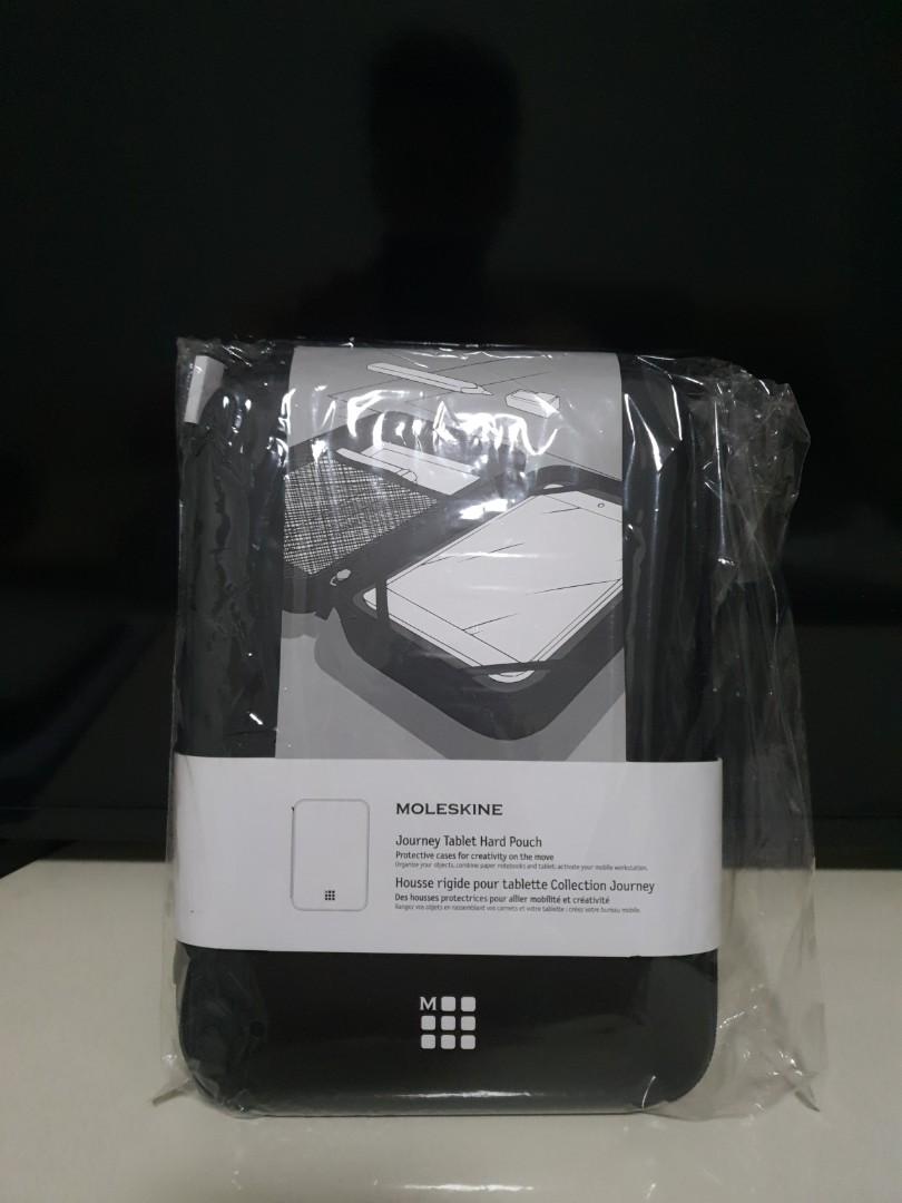 Moleskine Tablet Hard Pouch, Mobile Phones & Gadgets, Mobile & Gadget