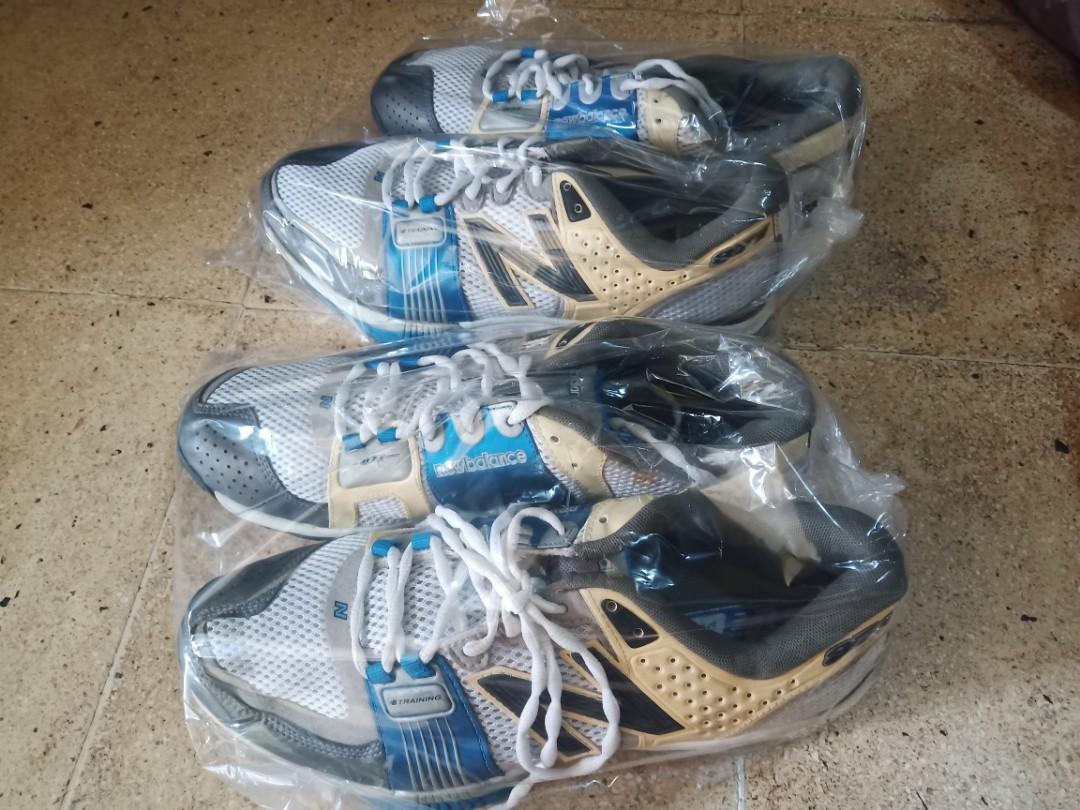 New balance training 871 Fesyen Pria Sepatu Sneakers di Carousell