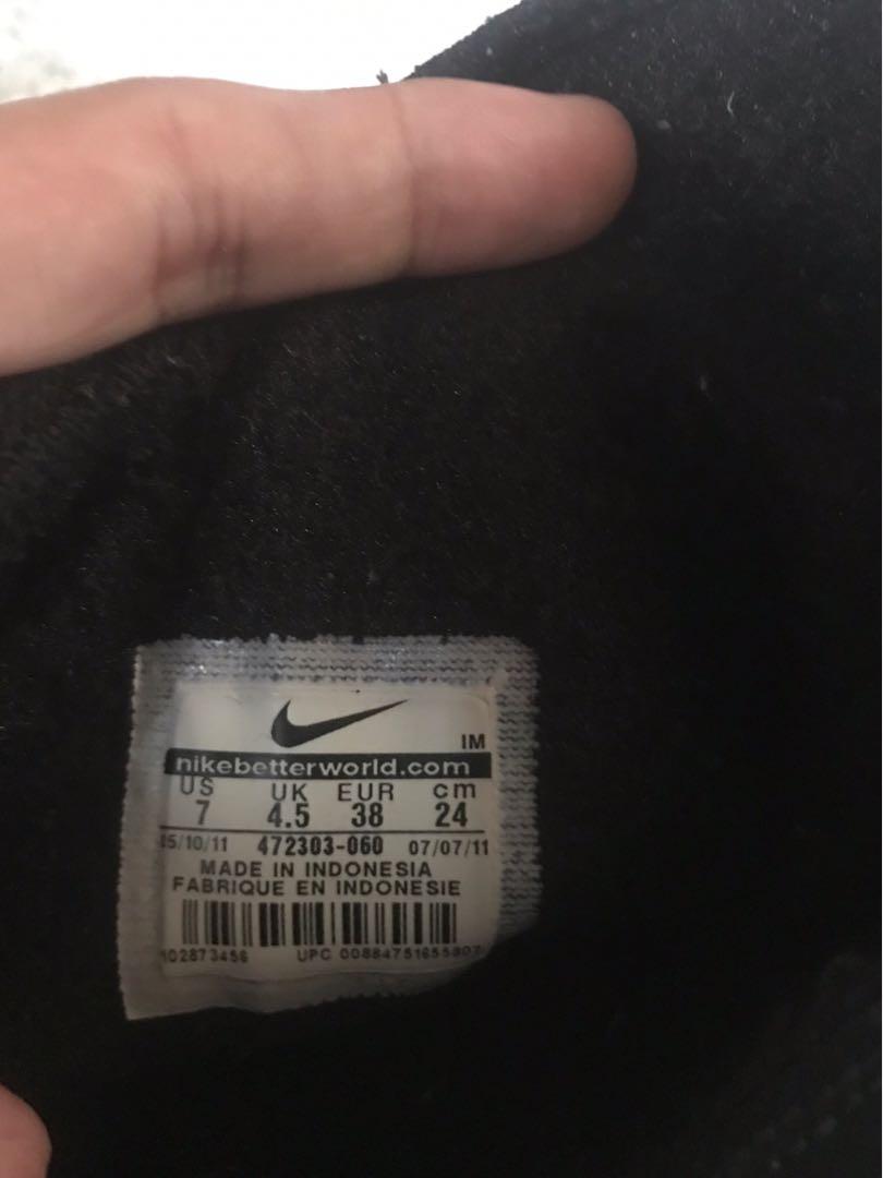 cheap black nike boots