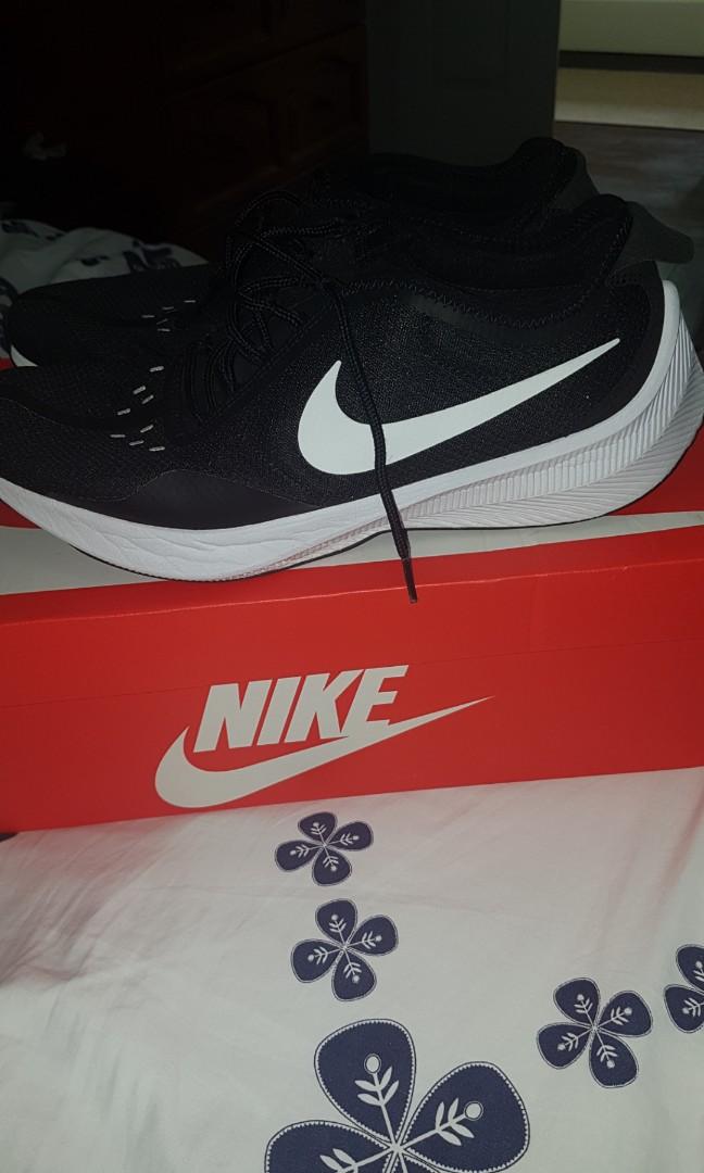 Nike exp zo7 Men s Fashion Footwear Sneakers on Carousell