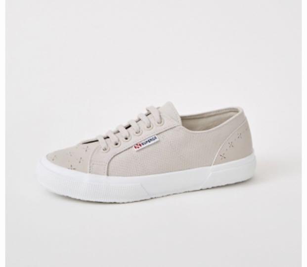 Superga x Love Bonito size 39 looking for trades Women s