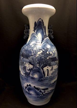 Porcelain Vase 