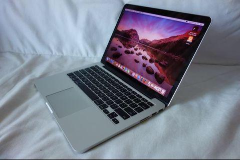 13” MacBook Pro  - i5, 16 GB Ram, 128 GB SSD